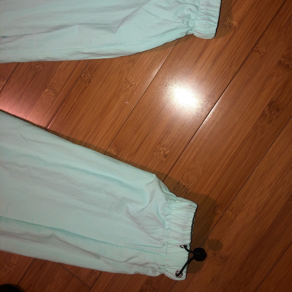 Joggers - Picture 3 of 5